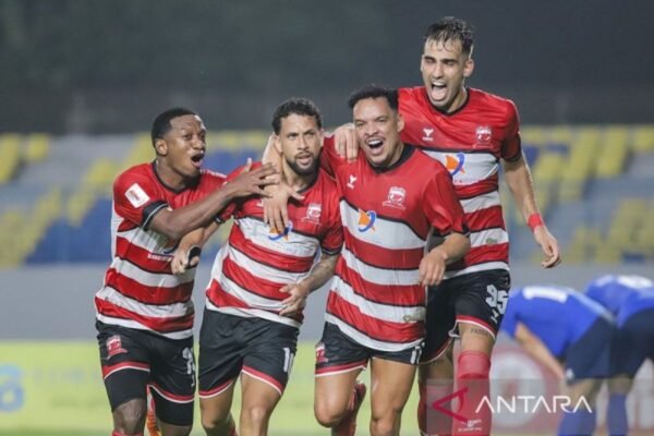 Madura United Siap Tempuh Tantangan Besar Melawan PSIS Semarang dengan Semangat Juang Tinggi