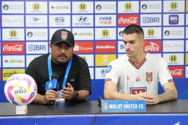 Imran Nahumarury Ajak Malut United untuk Terus Berjuang dan Tidak Cepat Puas