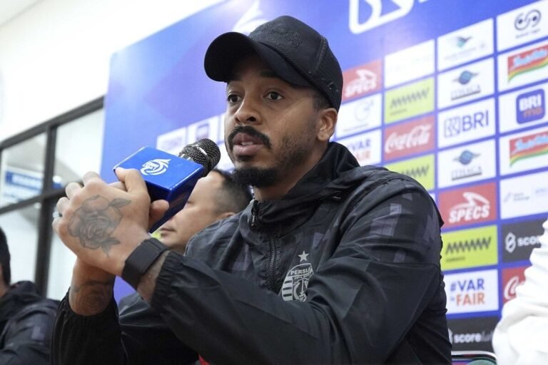 Eduardo Berkomitmen: Persija Siap Tampil Maksimal di Kandang PSS