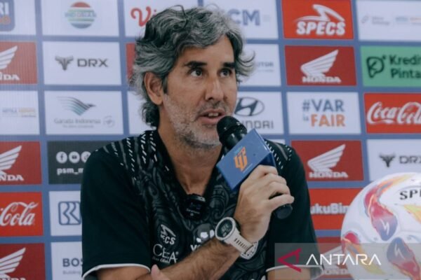 Teco Cugurra Pindah dari Bali United, Melanjutkan Karier di Indonesia