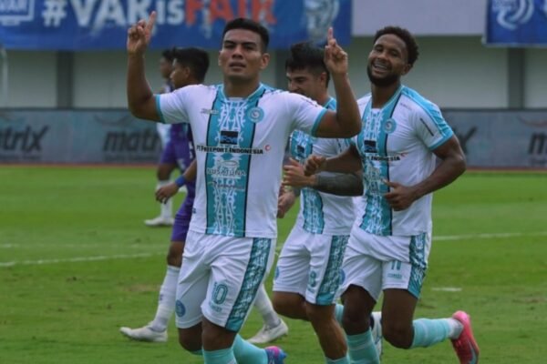 PSBS Biak Berkomitmen Tinggi Menghadapi Kompetisi Meski Tanpa Kandang di Papua