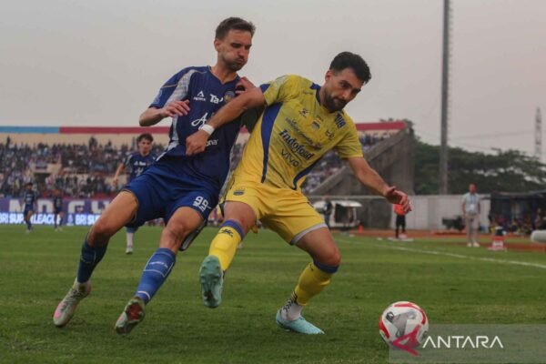 Persib Tersandung: Dua Penalti Gagal Akibat Imbang 1-1 Melawan PSIM