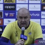 Hodak: Persib Bandung Akan Menghadapi Tantangan Berat Lawan Borneo FC